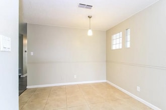 13625 Fair Oaks Blvd in Citrus Heights, CA - Foto de edificio - Building Photo