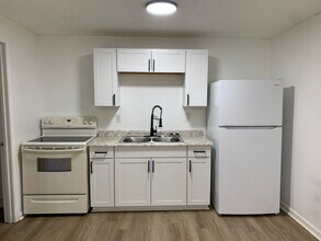 78 Oak Ridge Dr in Altavista, VA - Building Photo - Building Photo