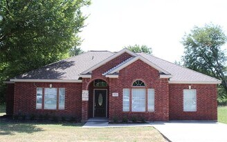 6775 County Rd 890 in Allen, TX - Building Photo