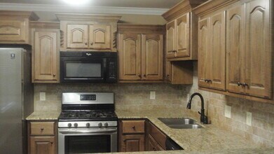 1111 Heights Rd in Benton, AR - Building Photo - Building Photo
