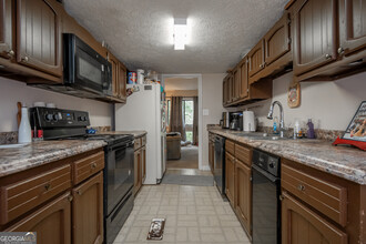 187 Woodstone Dr in Athens, GA - Building Photo - Building Photo