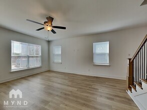 192 Fletchers Wy in Smyrna, TN - Foto de edificio - Building Photo