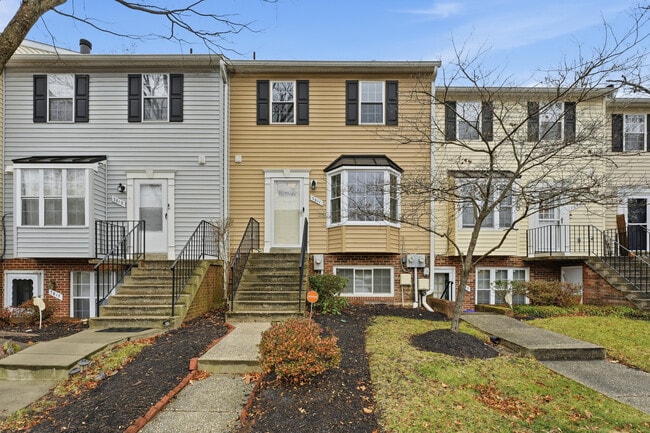 7611 S Arbory Ln in Laurel, MD - Foto de edificio - Building Photo