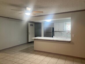 5305 Bonner Dr in Corpus Christi, TX - Building Photo - Building Photo