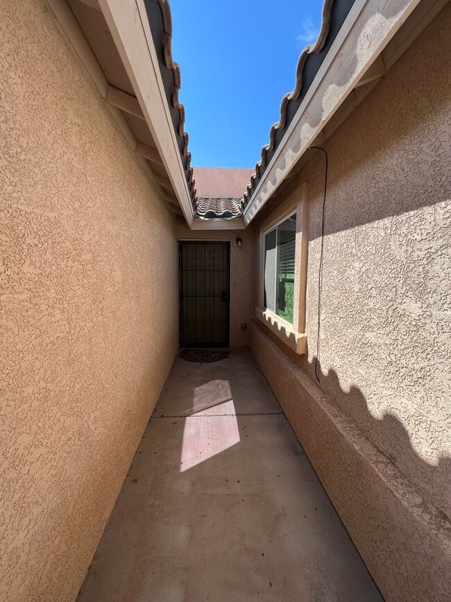 3174 S Robert Way in Yuma, AZ - Building Photo - Building Photo