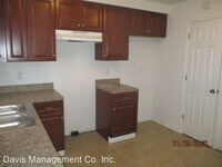 304 Maple Ave photo'