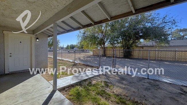 21212 Multnomah Rd in Apple Valley, CA - Building Photo - Building Photo