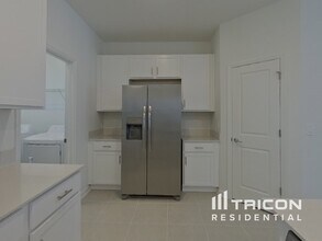 2466 Peace Of Mind Ave in Kissimmee, FL - Building Photo - Building Photo