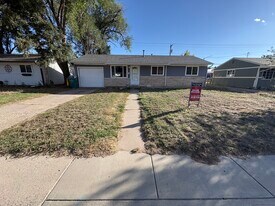 113 Kiva Rd in Colorado Springs, CO - Building Photo
