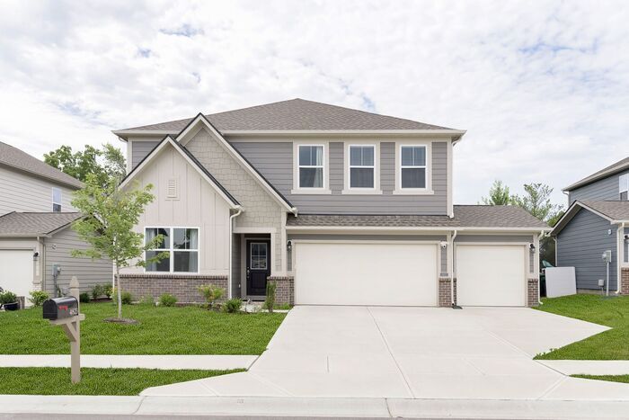 4823 Oak Hl Dr in Ulen, IN - Building Photo