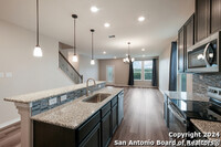 15719 Selene View in San Antonio, TX - Foto de edificio - Building Photo