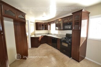 5715 Deane Ave in Los Angeles, CA - Building Photo - Building Photo