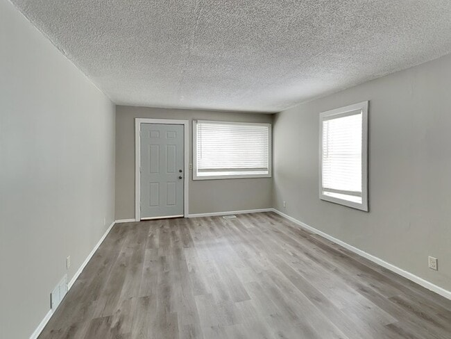3969 Reservoir Blvd in Minneapolis, MN - Building Photo - Building Photo