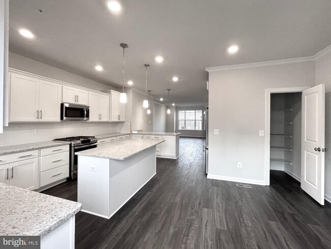 22732 Tate St in Clarksburg, MD - Building Photo - Building Photo