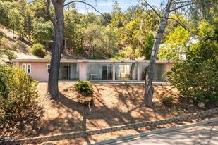 16274 Dorilee Ln in Los Angeles, CA - Building Photo