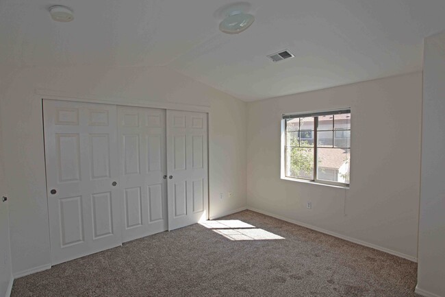 12 Short Dr in Los Alamos, NM - Building Photo - Building Photo
