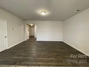8139 Sheffield Dr. in Lake Norman of Catawba, NC - Building Photo - Building Photo