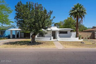 334 W Glenrosa Ave in Phoenix, AZ - Building Photo