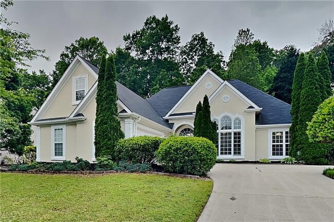 property at 2239 Cluster Ln