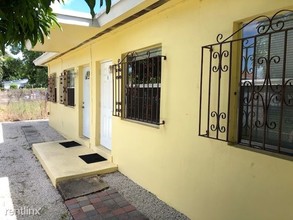 1115 21st St-Unit -#1 in West Palm Beach, FL - Building Photo - Building Photo