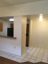 2704 Wakefield Dr, Unit 1 in Jonesboro, AR - Foto de edificio - Building Photo
