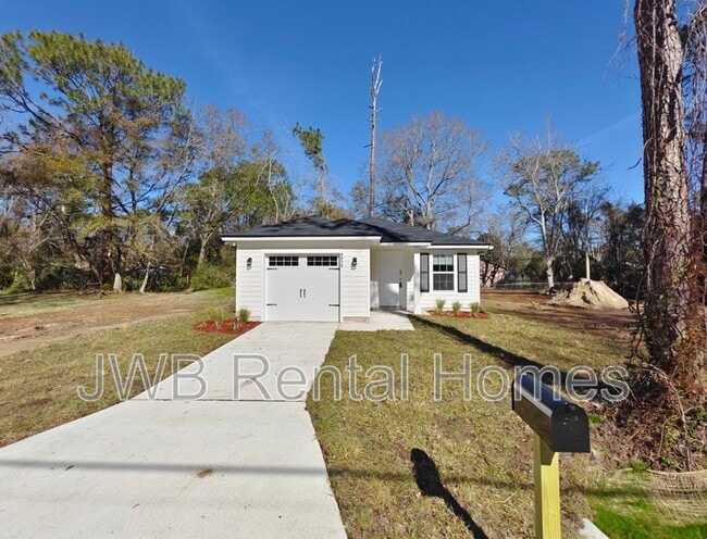 property at 5915 Patterson Ave