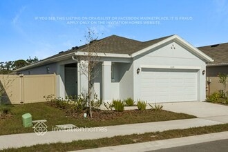 8041 Majestic Palms Ct in Venice, FL - Building Photo - Building Photo