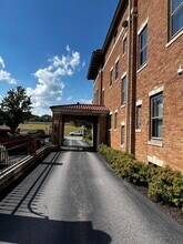 24 S River St, Unit 3rd Floor in Wilkes-Barre, PA - Building Photo - Building Photo