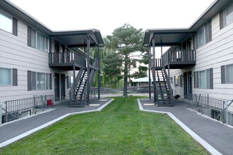 1461 Benton St in Idaho Falls, ID - Building Photo - Building Photo