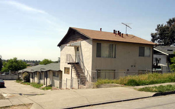 15999 Maubert Ave in San Leandro, CA - Building Photo - Building Photo