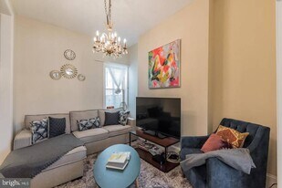 2439 Grays Ferry Ave in Philadelphia, PA - Building Photo