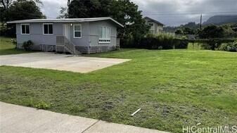 47-380-380 Ahuimanu Rd in Kaneohe, HI - Building Photo