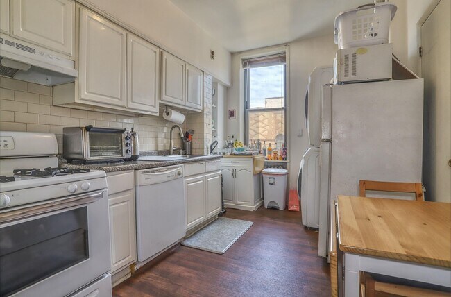 1131 Washington St in Hoboken, NJ - Building Photo - Building Photo
