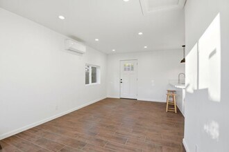 648 Anita St in Monrovia, CA - Building Photo - Building Photo