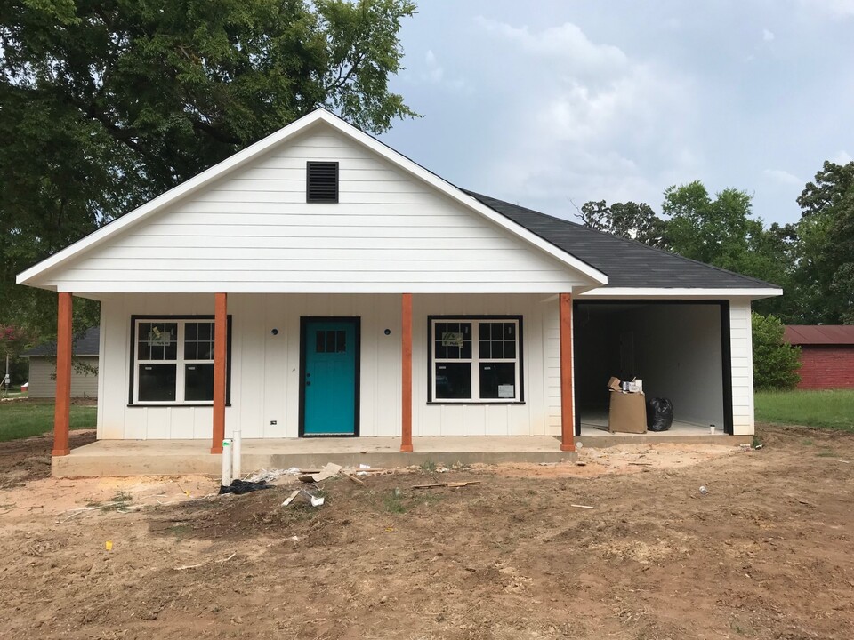 1008 Big Rock St in Canton, TX - Building Photo