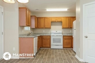 312 Harris Ave in Locust Grove, GA - Building Photo - Building Photo