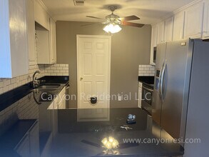 3750 Tulip Dr in Winston-Salem, NC - Building Photo - Building Photo