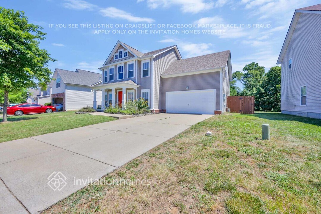 1121 Pawnee Trail in Nashville, TN - Building Photo