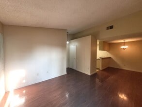 3941 Madison Ave in North Highlands, CA - Building Photo - Building Photo