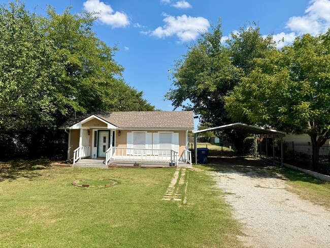 9624 Santa Monica Dr in Fort Worth, TX - Building Photo - Building Photo