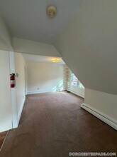 393 Adams St in Boston, MA - Building Photo - Building Photo