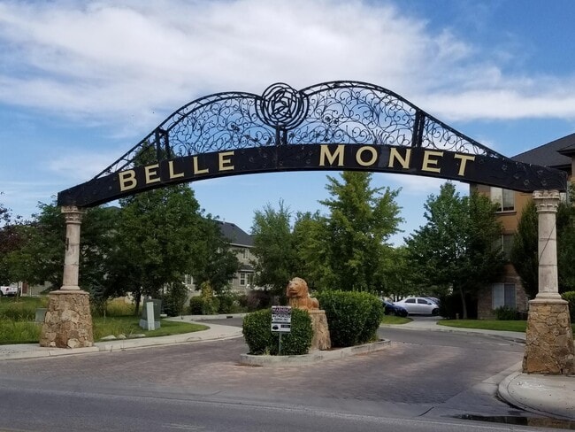 574 S 2150 W in Pleasant Grove, UT - Building Photo - Building Photo