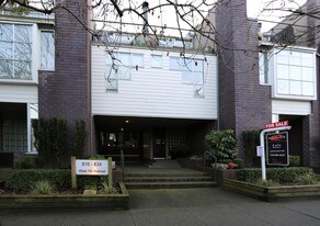 816-834 7th Ave W in Vancouver, BC - Building Photo