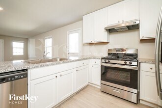 6432 Pickaxe Way in San Antonio, TX - Foto de edificio - Building Photo