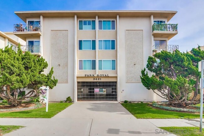 3421 Park Blvd, Unit 205 in San Diego, CA - Building Photo - Building Photo