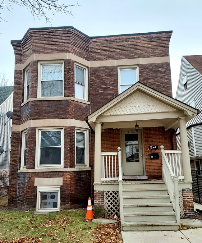1116 Garnett Pl, Unit 1 in Evanston, IL - Building Photo - Building Photo
