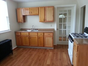 2529 N Austin Ave-Unit -2 in Chicago, IL - Building Photo - Building Photo