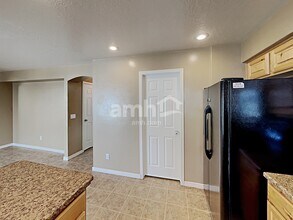 1438 W 250 N in Springville, UT - Foto de edificio - Building Photo