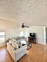 2025 E Jemez Rd in Los Alamos, NM - Building Photo - Building Photo