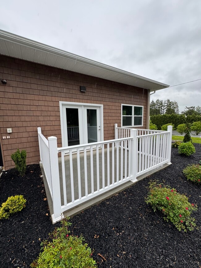 415 W Butler Dr, Unit 1 in Drums, PA - Building Photo - Building Photo